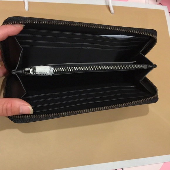 🔥Sales🔥💖 Coach Men Wallet 💖Gift Idea - Picture 3 of 7